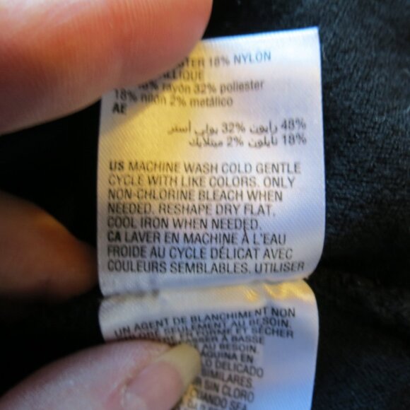 Alfani Black Sweater ¾ Sleeve Gold & Silver Accents Soft Size Petite Small - Picture 9 of 9